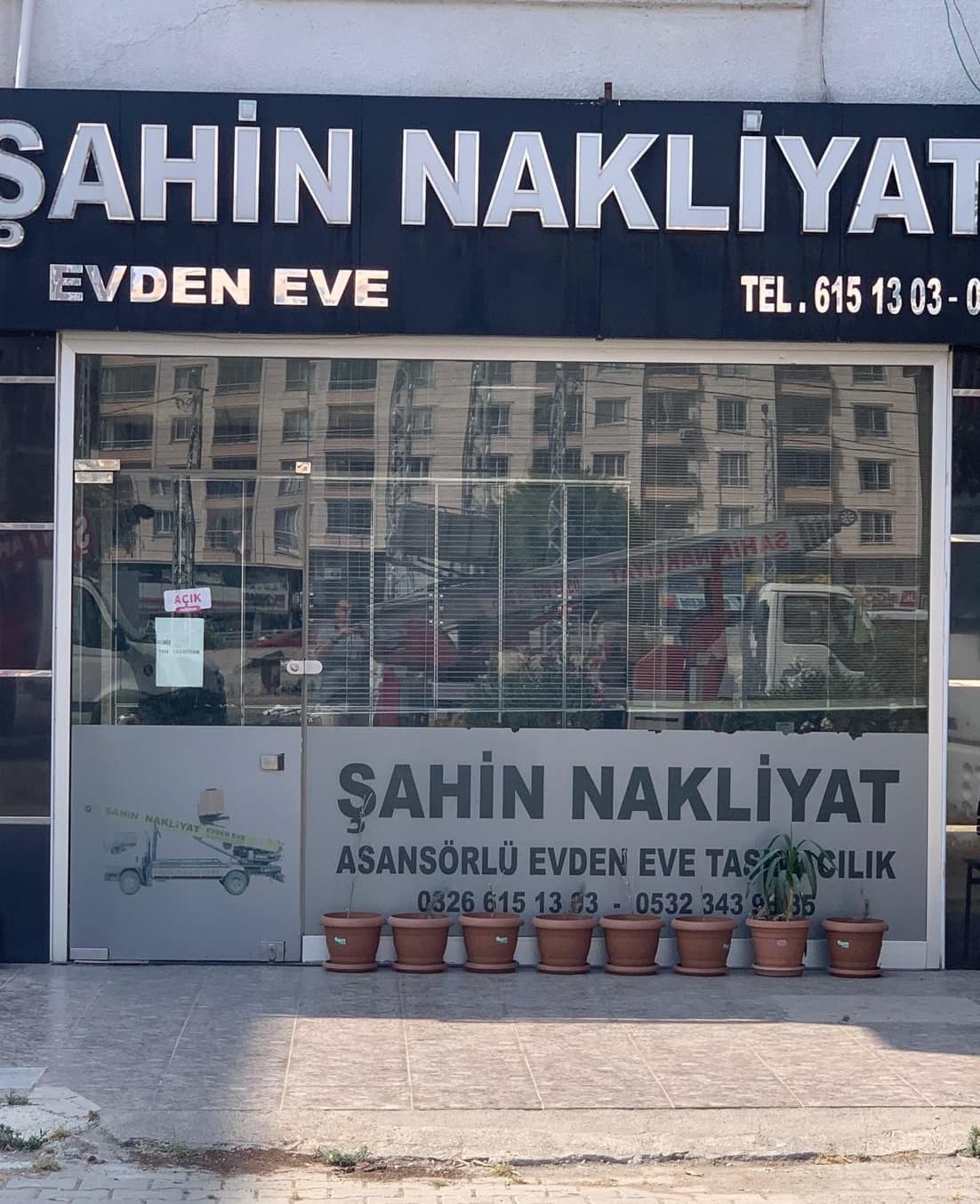 Şahin Nakliyat şube ve araç görünümü